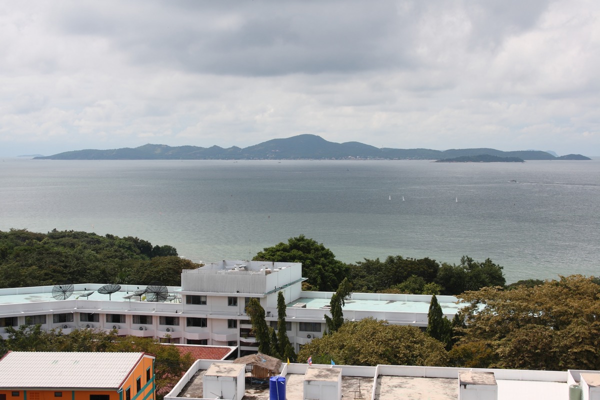 Hotel near Bali Hai Pier Pattaya for Koh Larn Trip